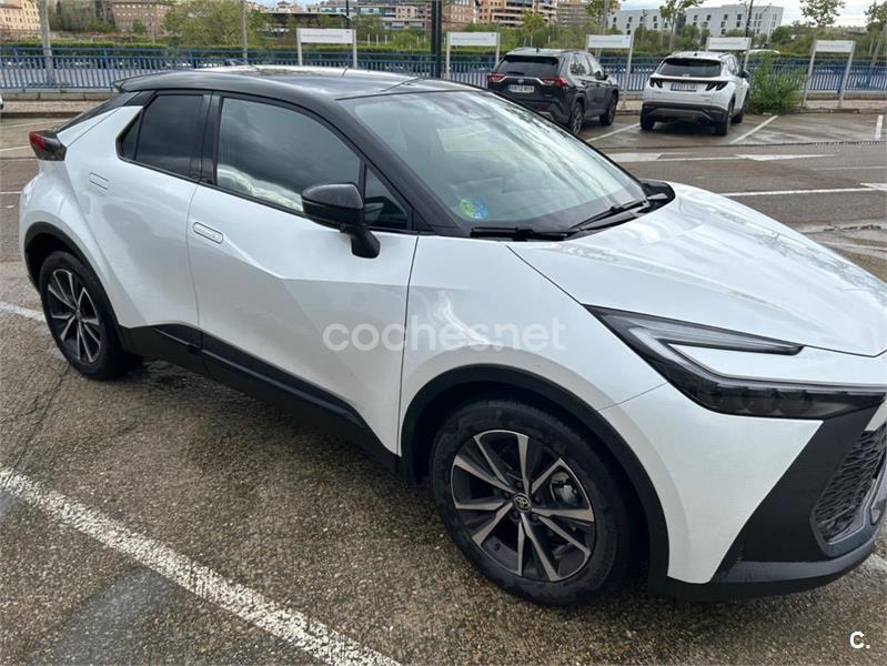 TOYOTA CHR