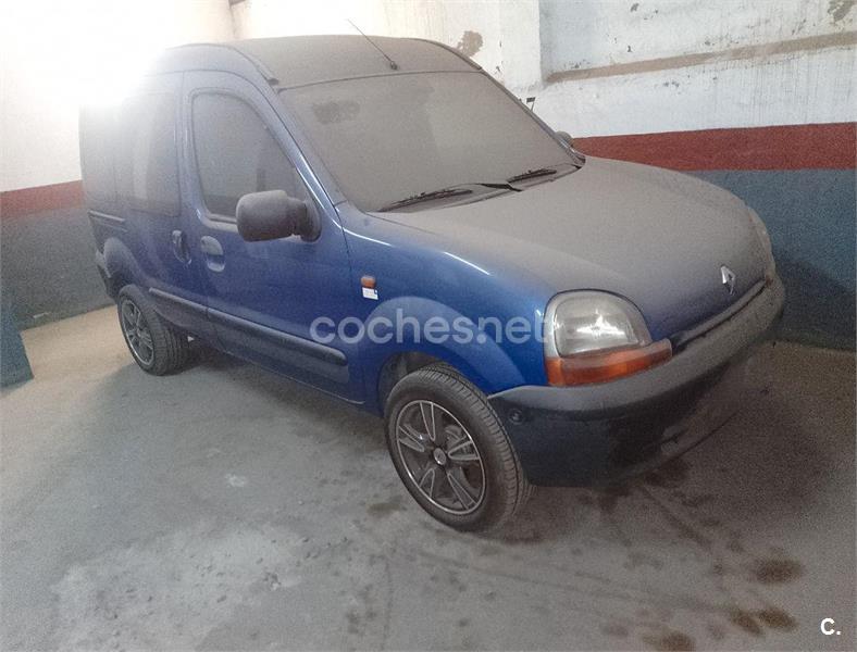 RENAULT Kangoo