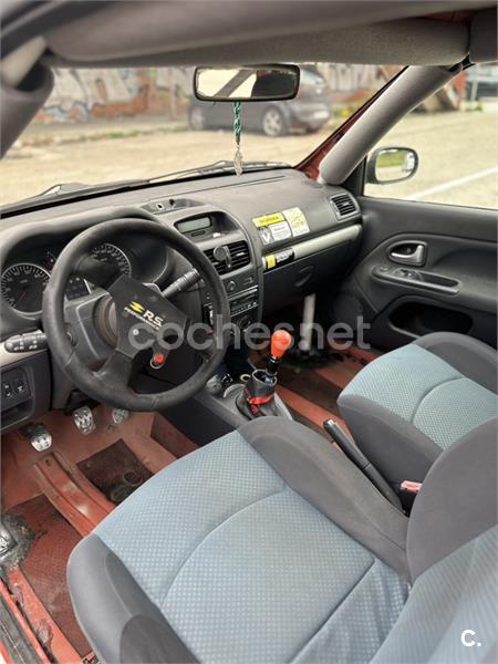 RENAULT Clio RENAULT SPORT 2.0 16V