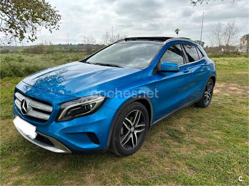 MERCEDES-BENZ GLA