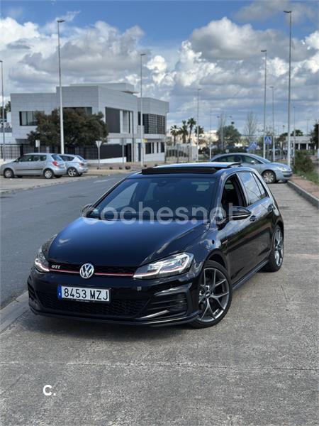 VOLKSWAGEN Golf GTI 2.0 TSI DSG