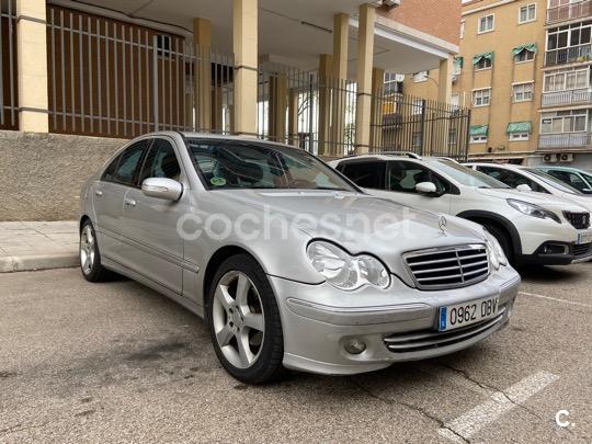 MERCEDES-BENZ Clase C