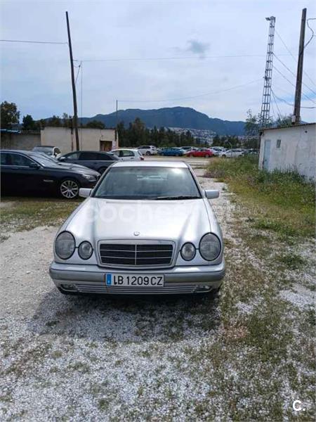 MERCEDES-BENZ Clase E