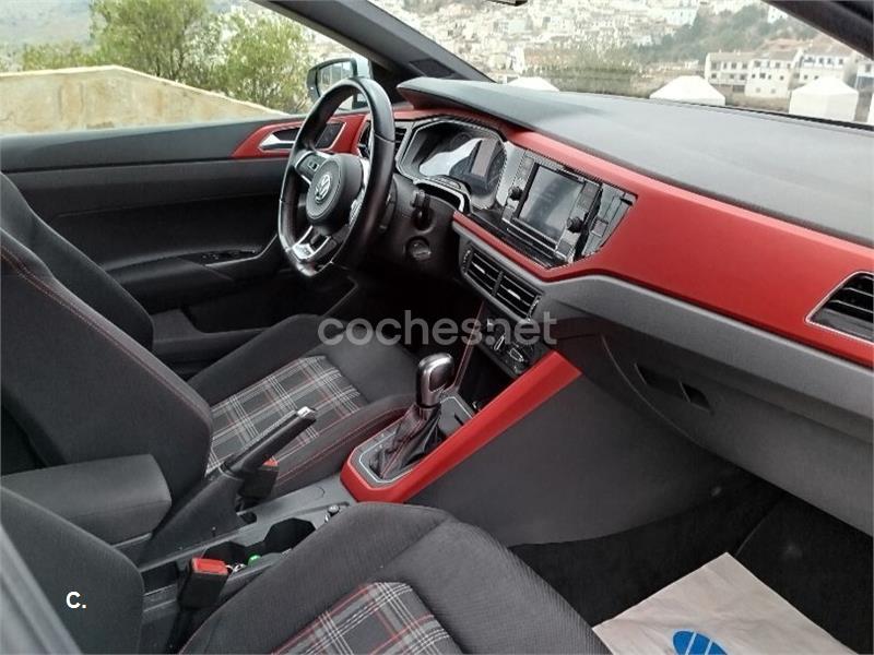 VOLKSWAGEN Polo GTI 2.0 TSI DSG