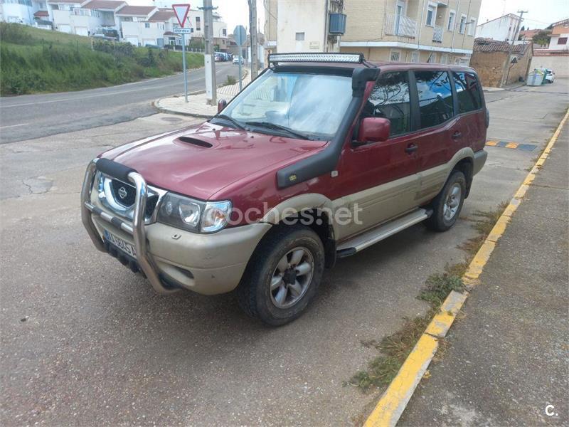 NISSAN Terrano II