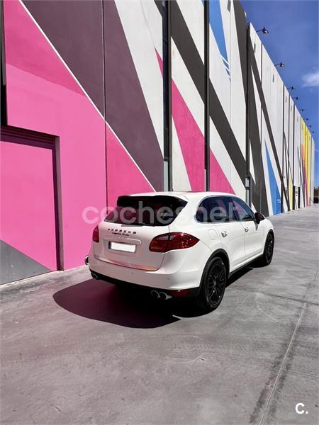 PORSCHE Cayenne 4.8 V8 Turbo Tiptronic