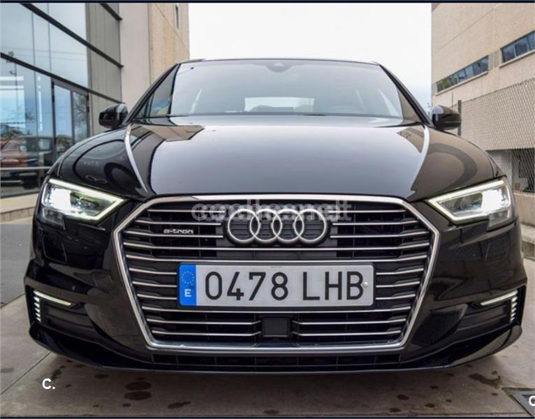 AUDI A3 Sportback Design 40 etron S tron