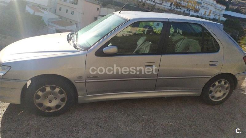 PEUGEOT 306