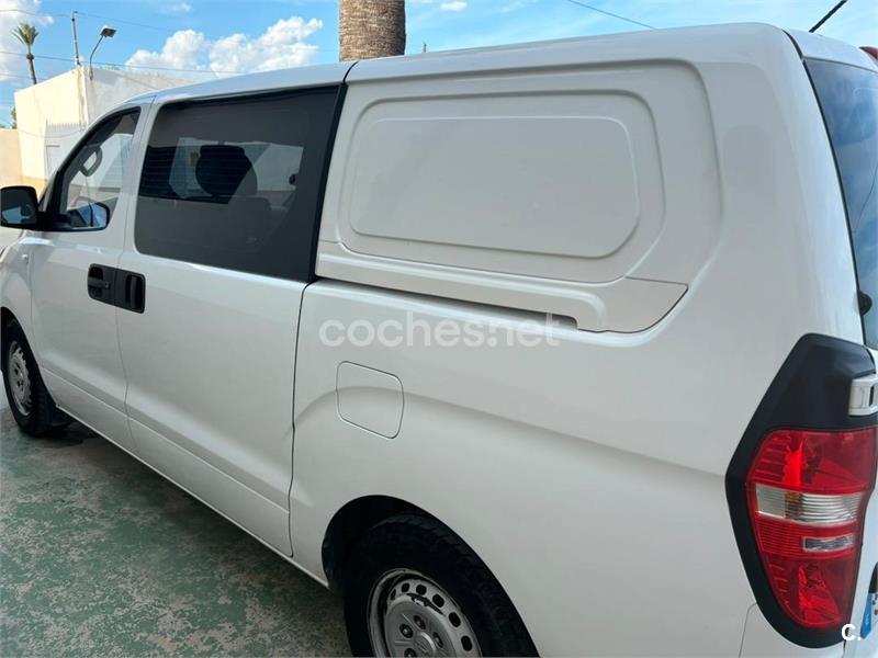 HYUNDAI H1 Travel