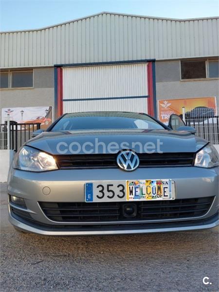VOLKSWAGEN Golf 1.6 TDI DPF DSG Sport