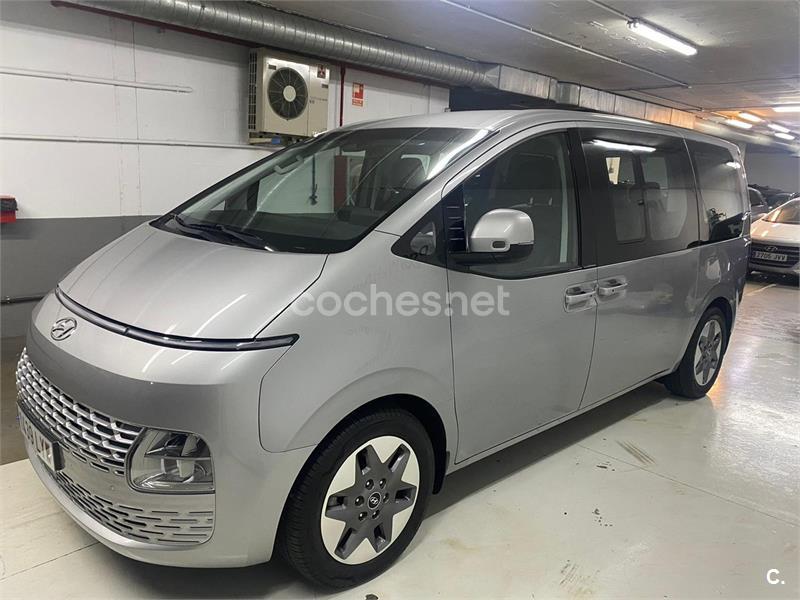 HYUNDAI Staria 2.2 CRDI Tecno 9S