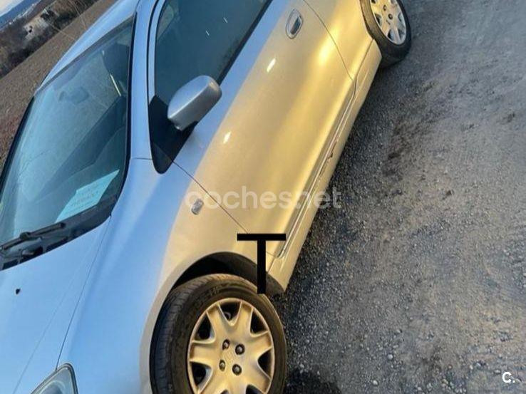 HONDA Civic 1.4i LS
