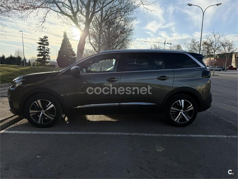 PEUGEOT 5008 GT Line 1.5L BlueHDi SS