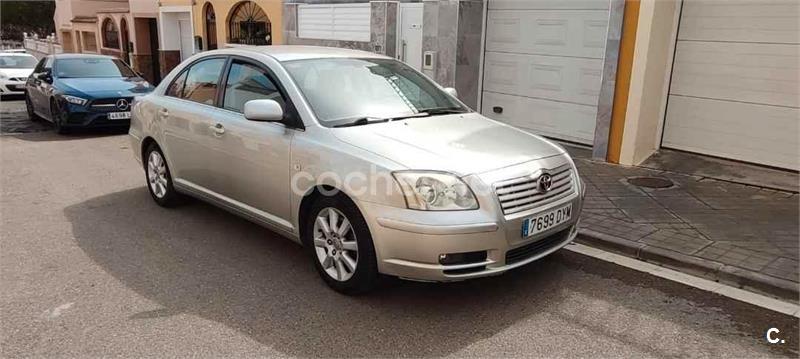 TOYOTA Avensis