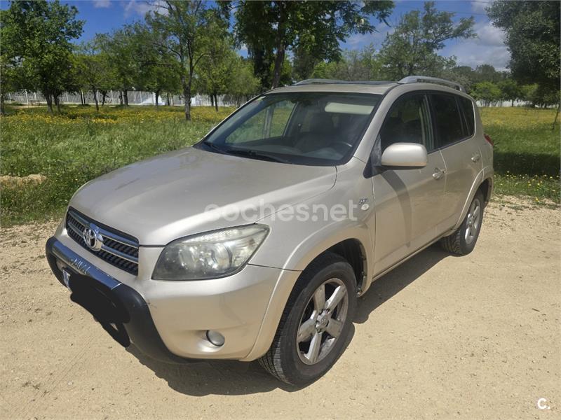 TOYOTA Rav4 2.0 D4D Sol 4X4