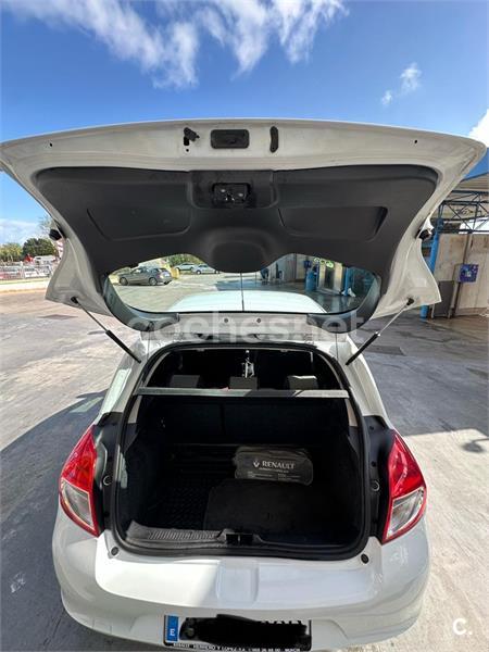 RENAULT Clio Emotion 1.2 16v eco2