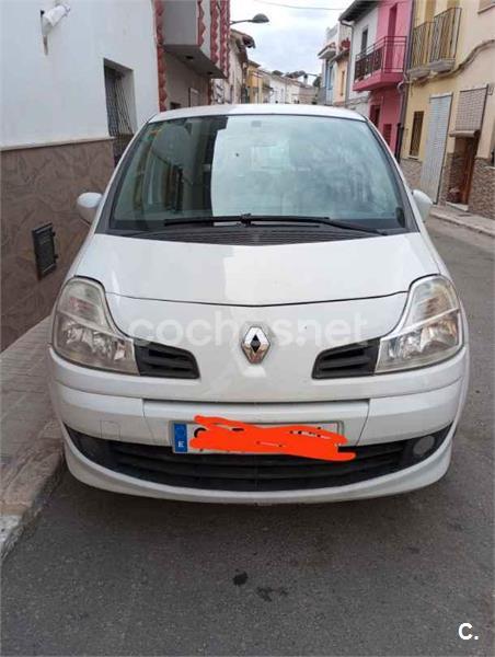 RENAULT Grand Modus