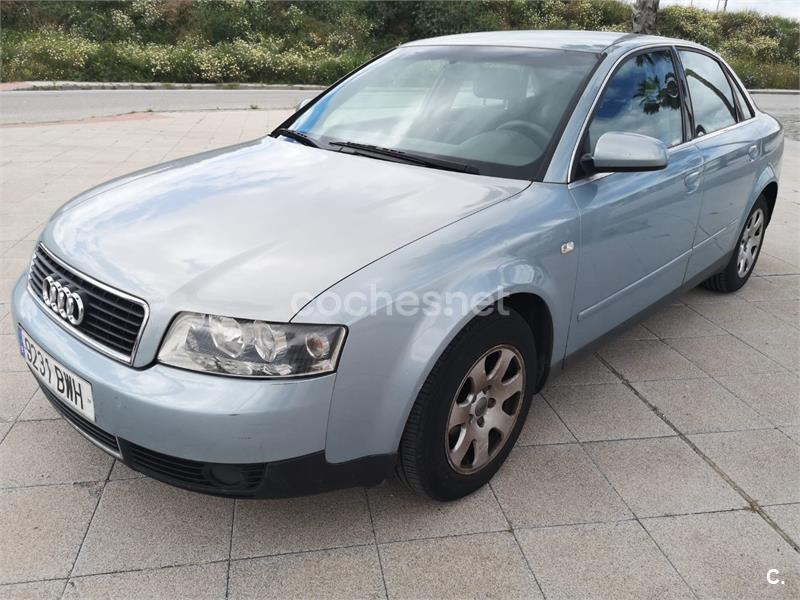 AUDI A4 2.0