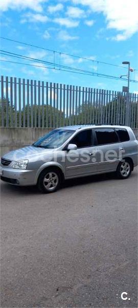 KIA Carens