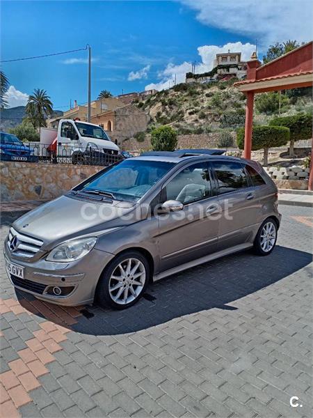 MERCEDES-BENZ Clase B