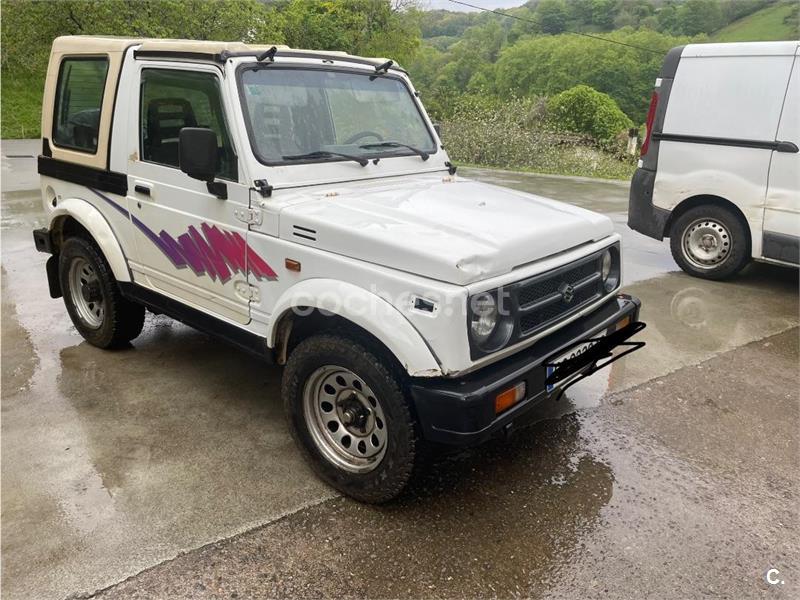 SUZUKI Samurai
