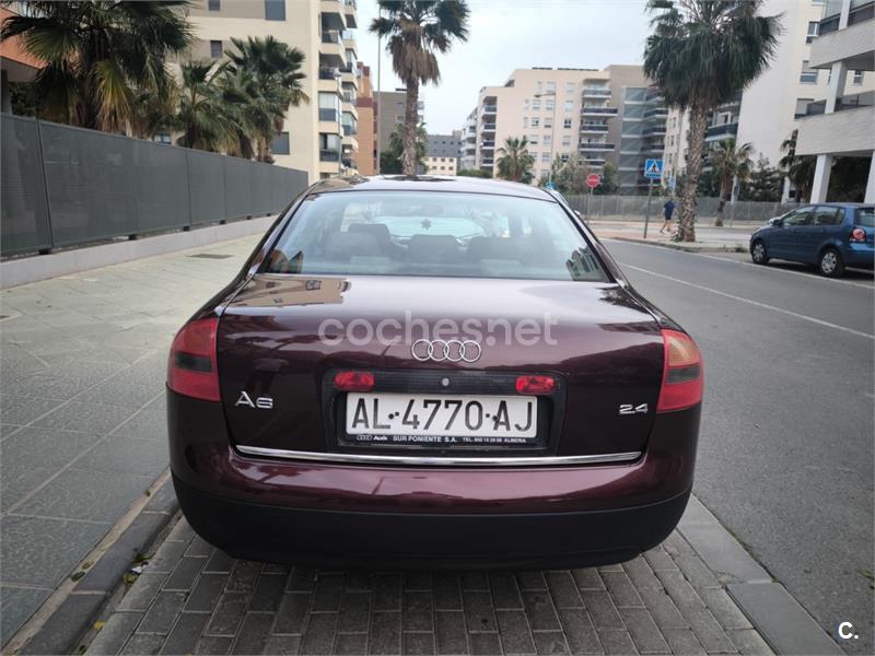 AUDI A6 2.4