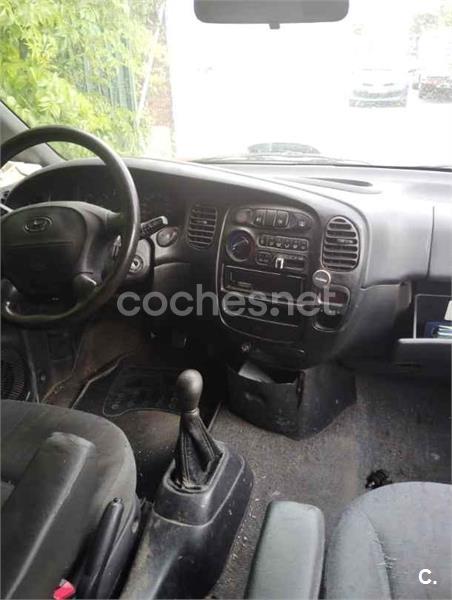 HYUNDAI H1