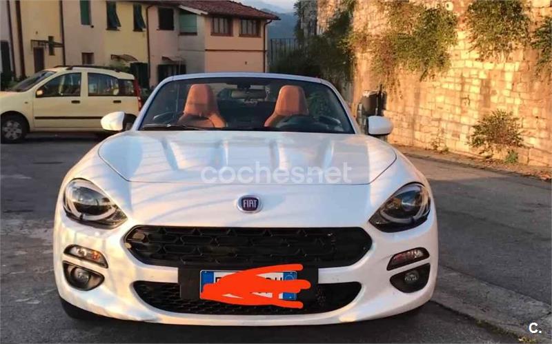 FIAT 124 Spider