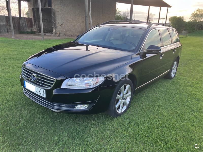 VOLVO V70 2.0 D4 Momentum