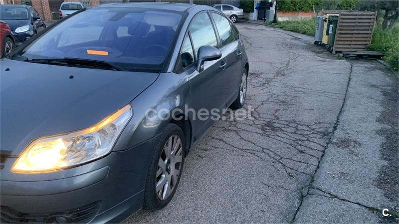 CITROEN C4 1.6 HDi 110 VTR Plus