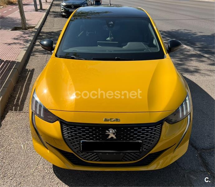PEUGEOT 208 PureTech EAT8 GT Line