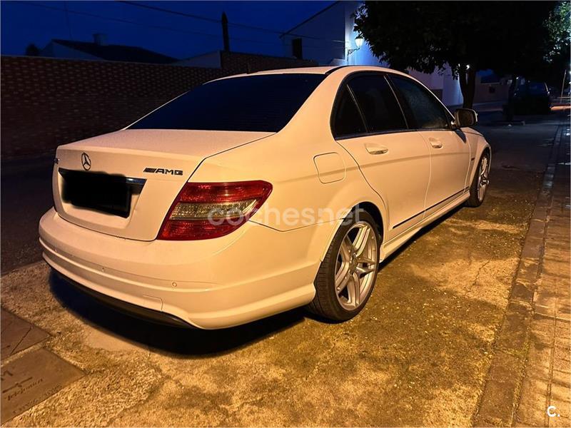 MERCEDES-BENZ Clase C