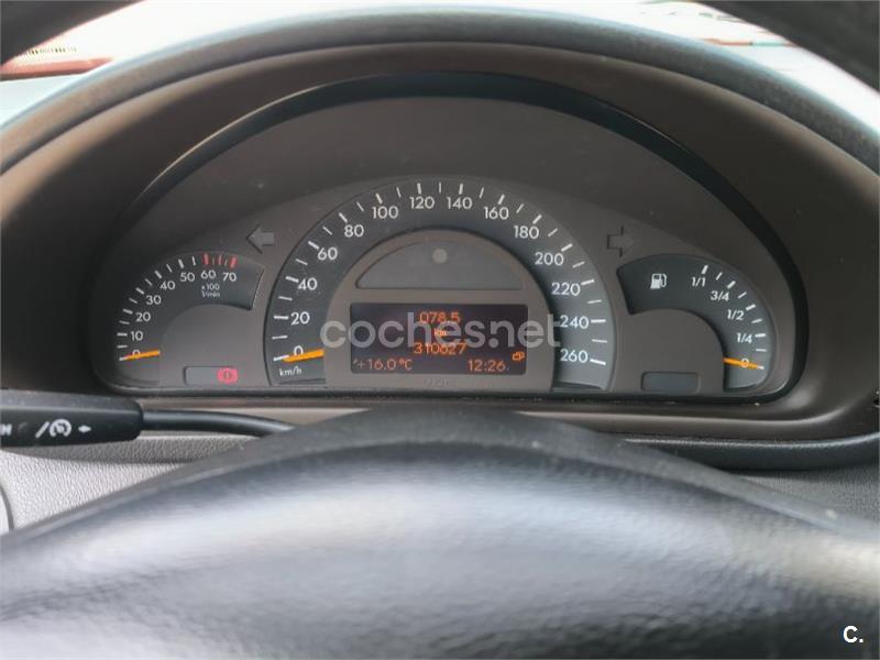 MERCEDES-BENZ Clase C C 200 K CLASSIC