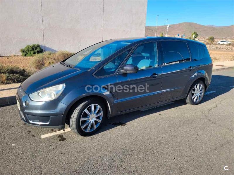 FORD SMAX