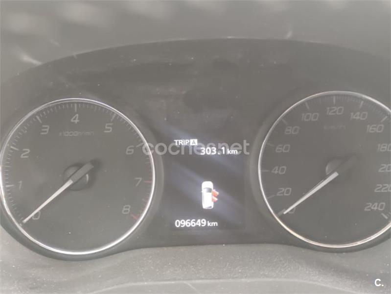 MITSUBISHI Outlander 200 MPI Motion CVT 2WD 5 Plazas