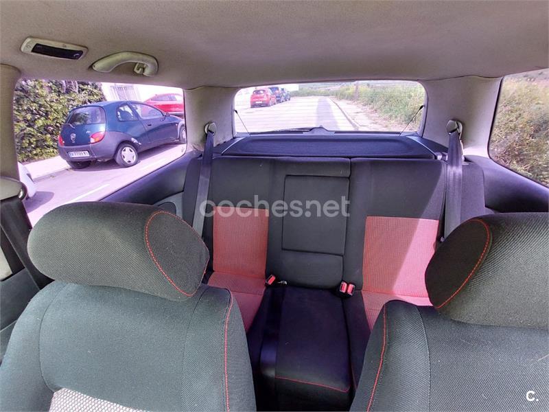 VOLKSWAGEN Golf 1.9TDI HIGHLINE