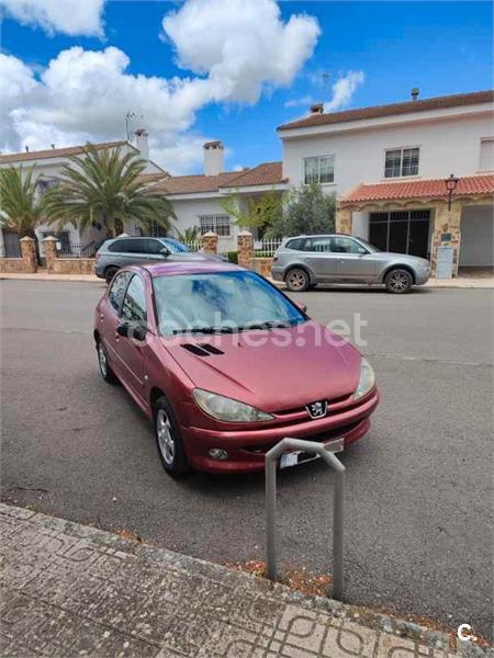 PEUGEOT 206
