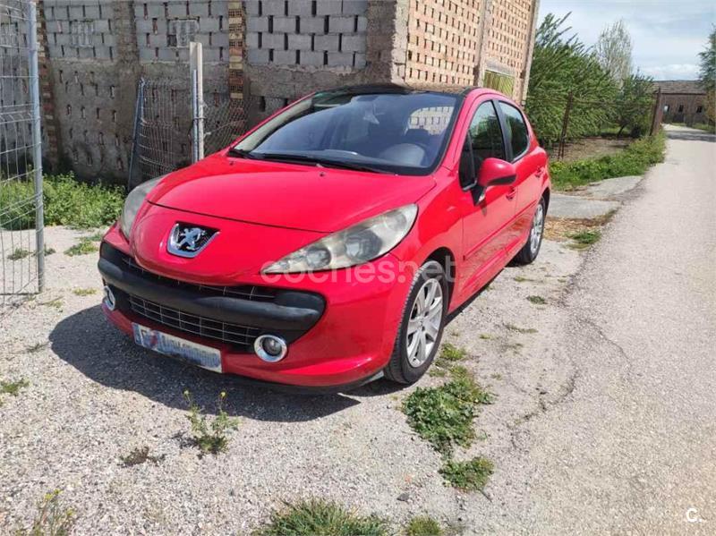 PEUGEOT 207