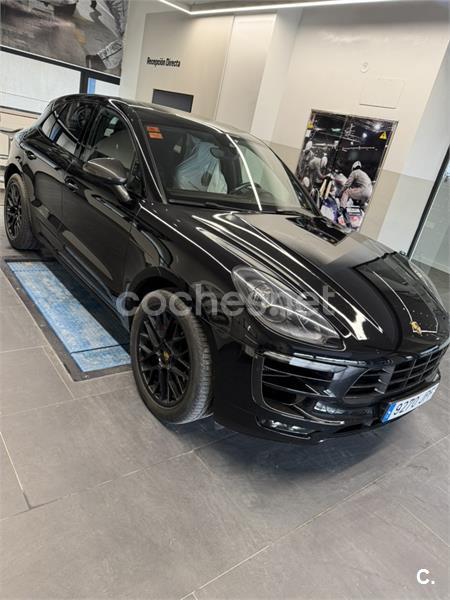 PORSCHE Macan GTS