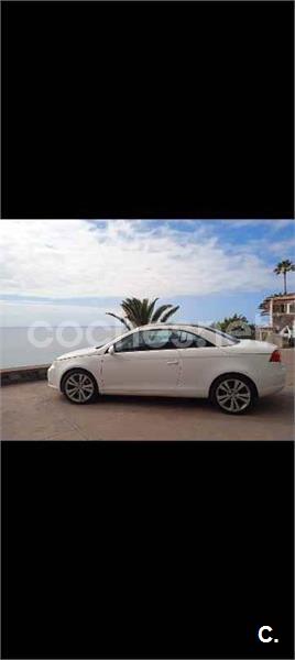 VOLKSWAGEN Eos