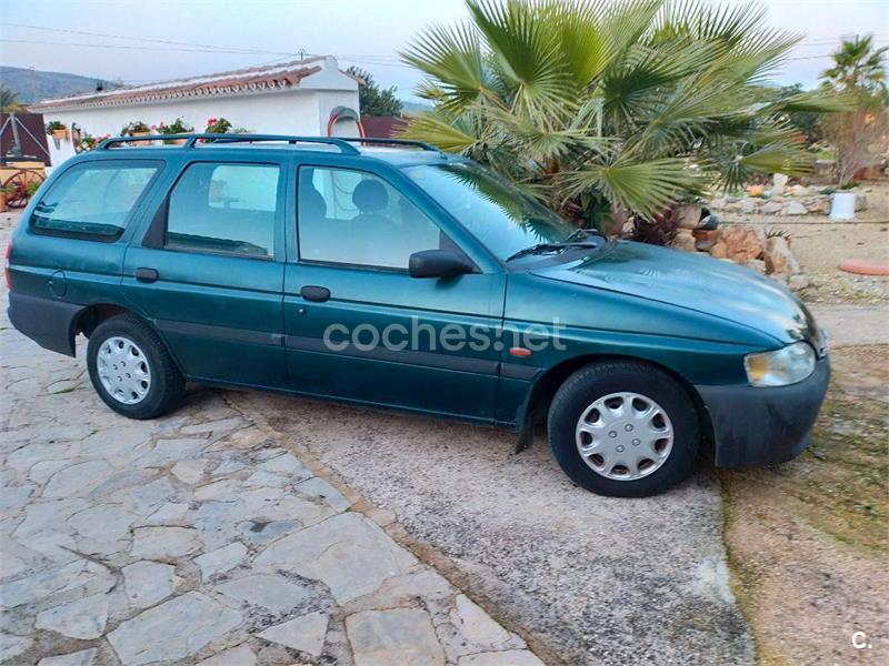FORD Escort