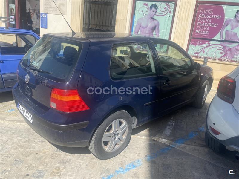 VOLKSWAGEN Golf 1.4 Conceptline
