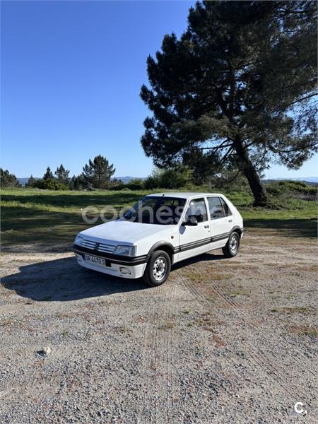PEUGEOT 205 1.1 MITO