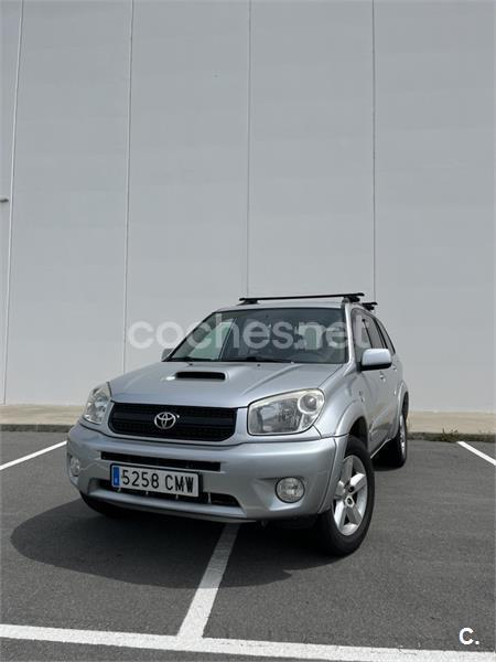 TOYOTA Rav4 2.0 D4D Sol 4X4