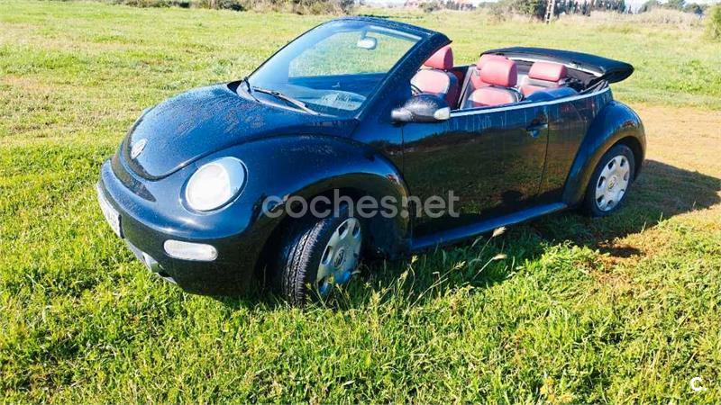 VOLKSWAGEN New Beetle