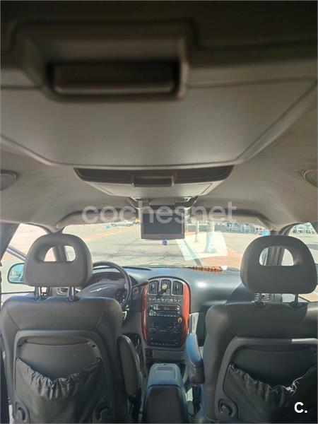 CHRYSLER Voyager