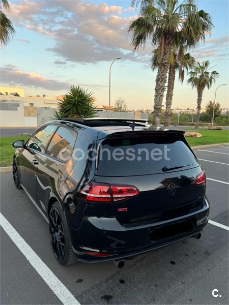 VOLKSWAGEN Golf 2.0 TSI GTI Performance BMT