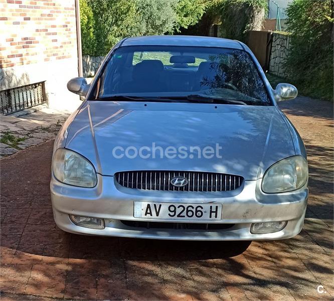 HYUNDAI Sonata 2.5 V6 GLS