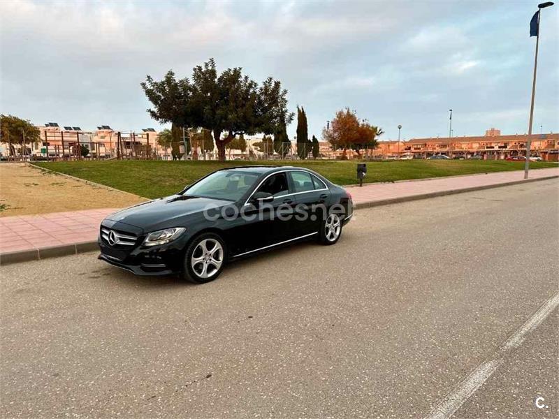 MERCEDES-BENZ Clase C