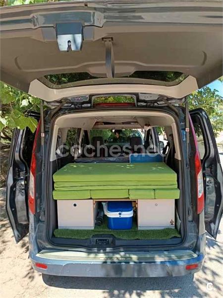 FORD Grand Tourneo Connect